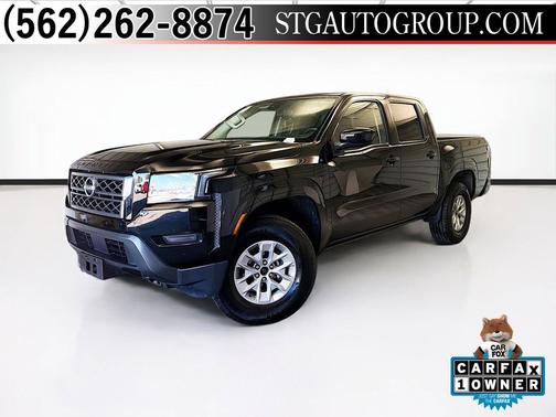 Super Black 2024 Nissan Frontier SV