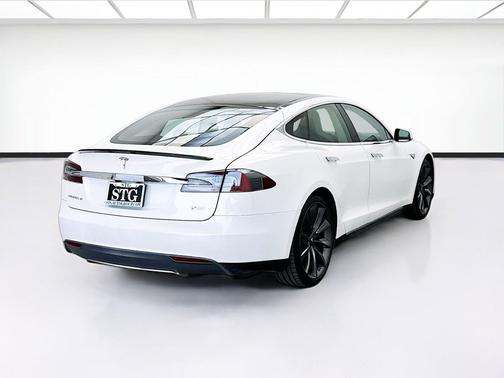 2013 Tesla Model S Performance