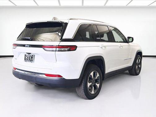 2022 Jeep Grand Cherokee 4xe Base
