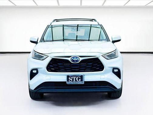 2023 Toyota Highlander Hybrid LE