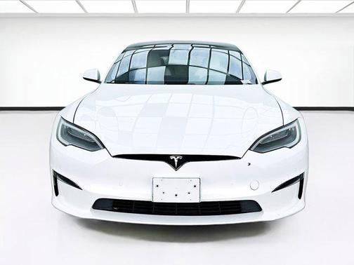 2022 Tesla Model S Base