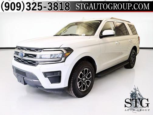 Oxford White 2024 Ford Expedition XLT