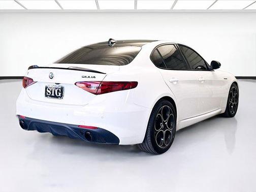 2022 Alfa Romeo Giulia Ti