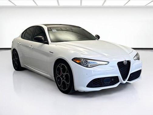 2022 Alfa Romeo Giulia Ti
