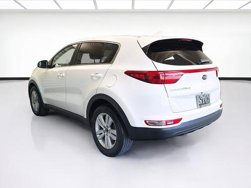 Clear White 2019 Kia Sportage LX