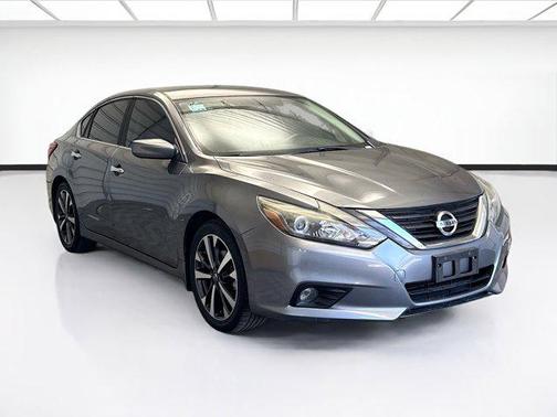 2016 Nissan Altima 2.5 SR