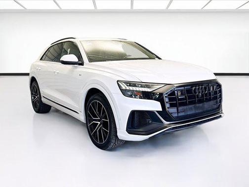 2021 Audi Q8 55 Premium Plus