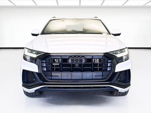 2021 Audi Q8 55 Premium Plus