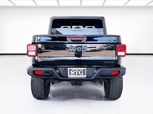 Black Clearcoat 2021 Jeep Gladiator Sport S