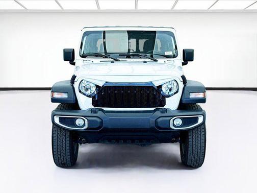 2024 Jeep Gladiator Sport