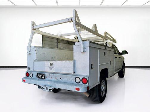 2022 RAM 2500 Tradesman Crew Cab 4x4 8' Box