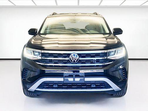 2023 Volkswagen Atlas 3.6L SE w/Technology
