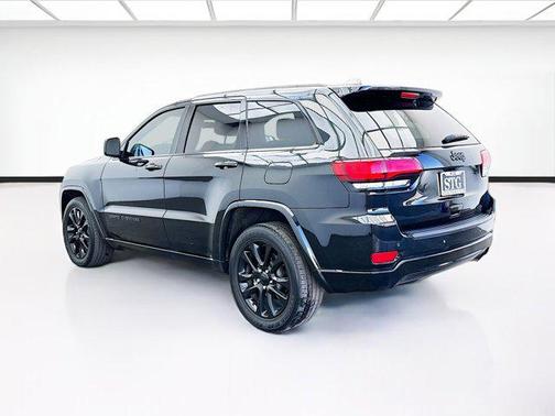2021 Jeep Grand Cherokee Laredo
