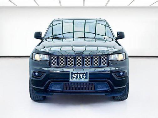 2021 Jeep Grand Cherokee Laredo
