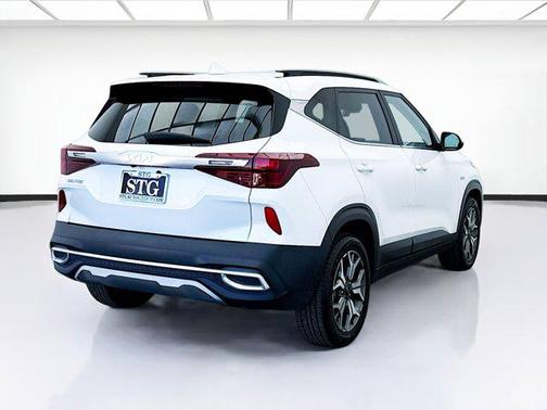 2023 Kia Seltos EX