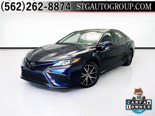 2022 Toyota Camry SE