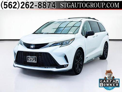 2021 Toyota Sienna XSE 7 Passenger