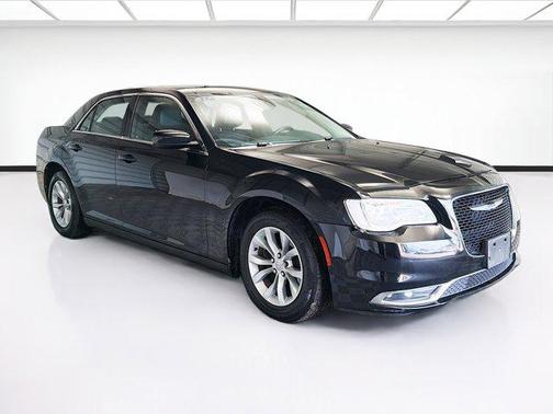 Gloss Black 2016 Chrysler 300 S