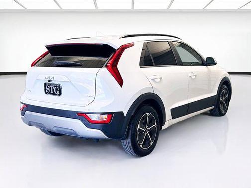 2024 Kia Niro Plug-In Hybrid EX