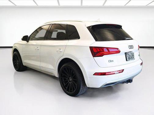Ibis White 2018 Audi Q5 2.0T Premium Plus
