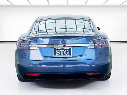 2021 Tesla Model S Long Range