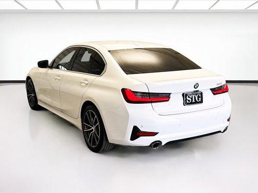 2022 BMW 330 330i