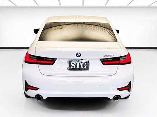 2022 BMW 330 330i