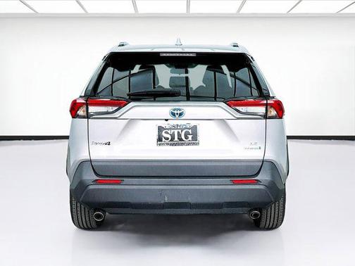2023 Toyota RAV4 Hybrid LE