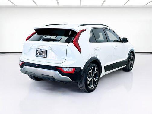 2023 Kia Niro Touring