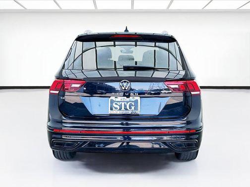 2022 Volkswagen Tiguan 2.0T SE R-Line Black