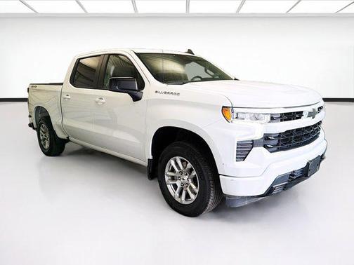 Summit White 2025 Chevrolet Silverado 1500 RST