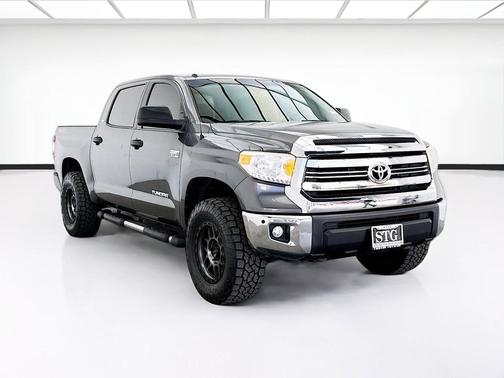 Magnetic Gray Metallic 2016 Toyota Tundra SR5