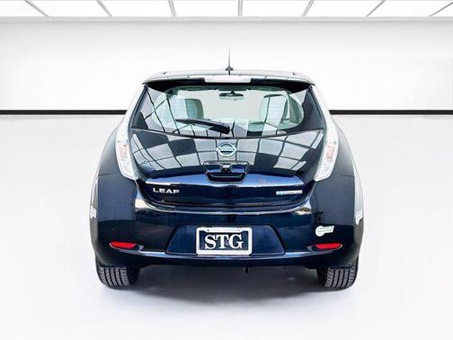 2016 Nissan Leaf SV
