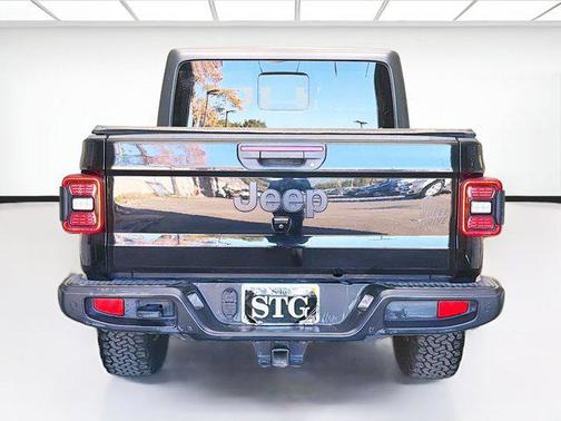 2021 Jeep Gladiator Willys 4x4