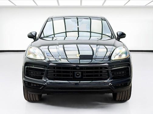 Moonlight Blue Metallic 2019 Porsche Cayenne Cayenne