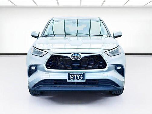 2024 Toyota Highlander Platinum