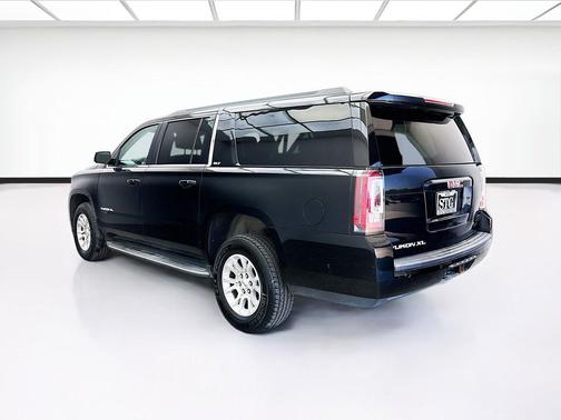 Onyx Black 2020 GMC Yukon XL SLT