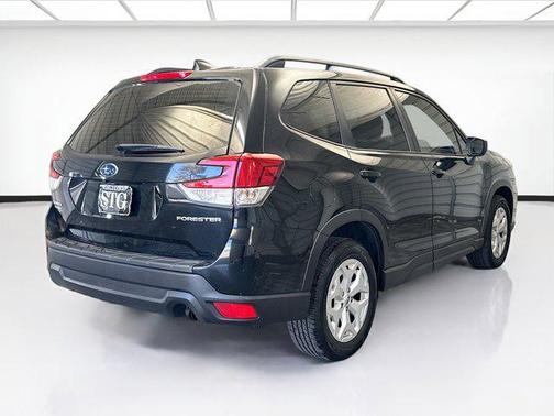 2020 Subaru Forester Base