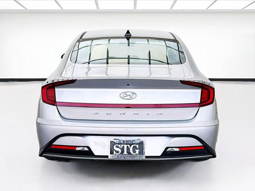 Shimmering Silver Pearl 2021 Hyundai SONATA SE