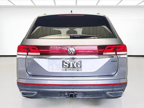 2024 Volkswagen Atlas 2.0T SE w/Technology 4MOTION