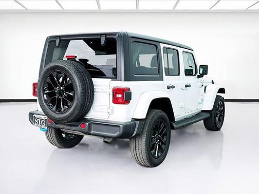 2022 Jeep Wrangler Unlimited 4xe Sahara