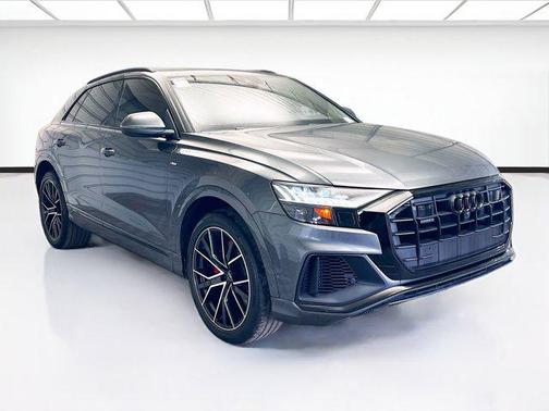 2021 Audi Q8 55 Premium Plus