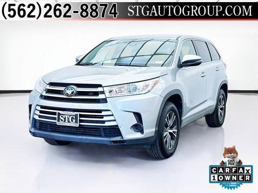2017 Toyota Highlander LE I4