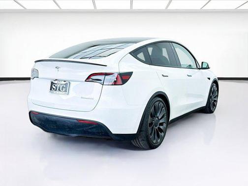 2023 Tesla Model Y Performance Dual Motor All-Wheel Drive