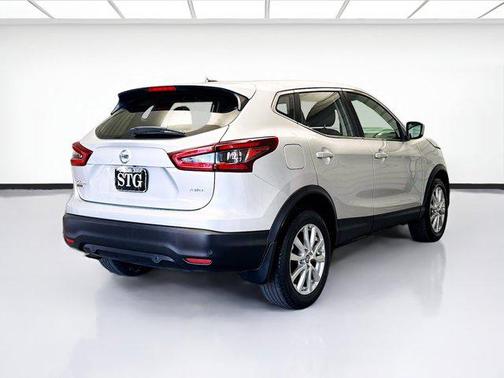2022 Nissan Rogue Sport S