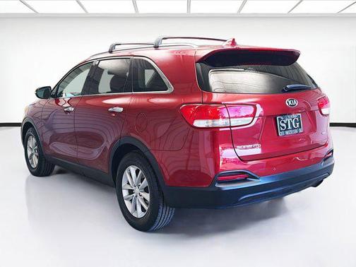 2018 Kia Sorento LX