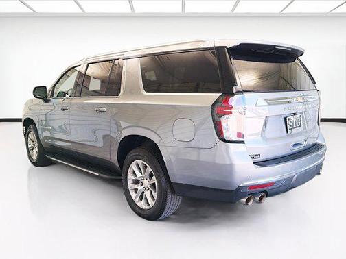 Sterling Gray Metallic 2023 Chevrolet Suburban Premier