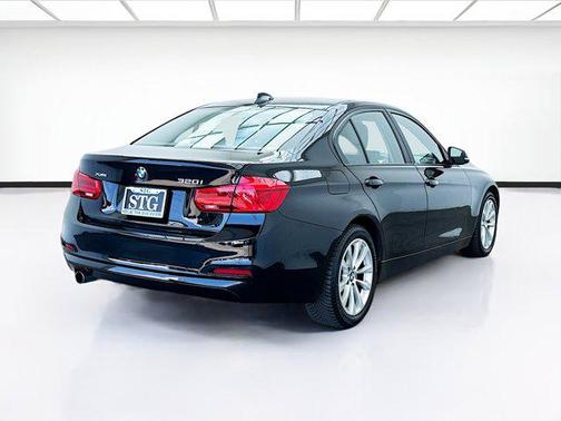 2017 BMW 320 i