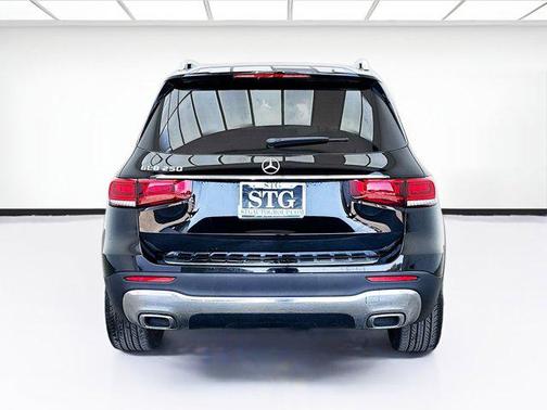 2022 Mercedes-Benz GLB 250 Base