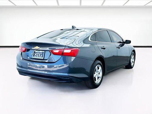2017 Chevrolet Malibu 1LS